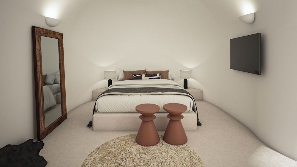 You and Me Suites Oia 2