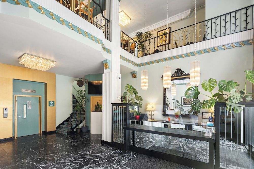 EMBASSY HOTEL 2