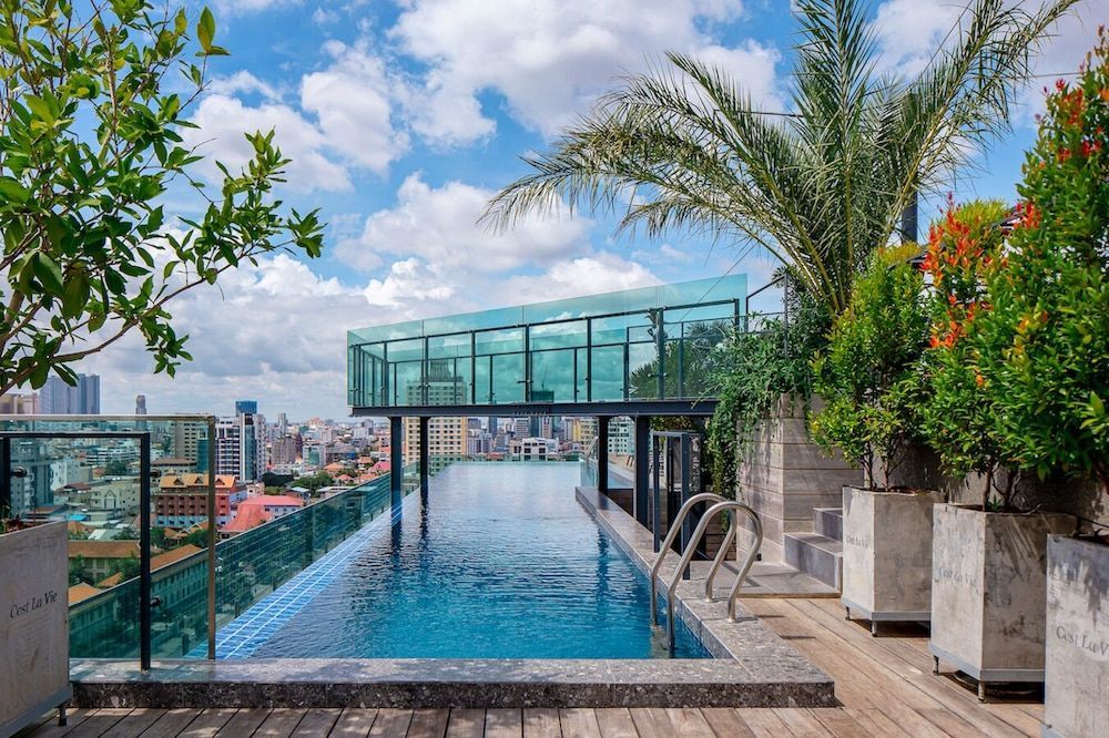 CHECK inn Phnom Penh Royal Palace 1
