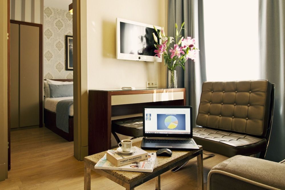 Alba Hotel 2