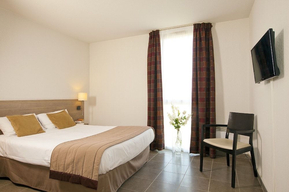Apparthotel Séjours & Affaires Manosque 1