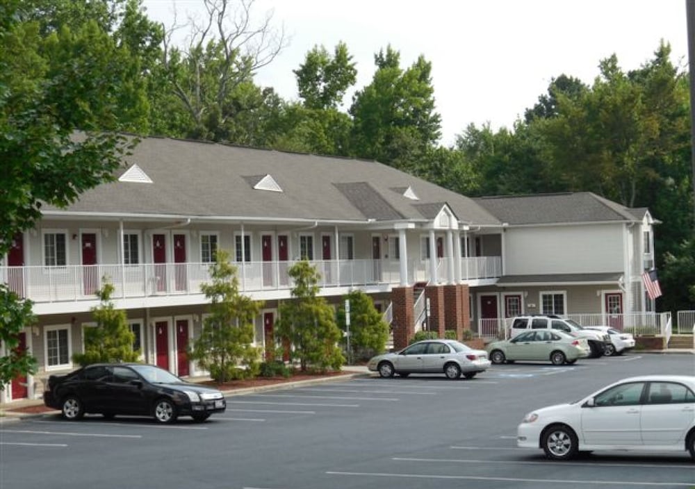 Affordable Suites Salisbury 1