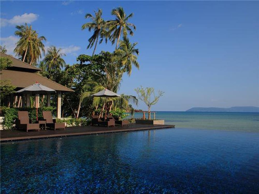 Plub Pla Koh Mak Retreat 1