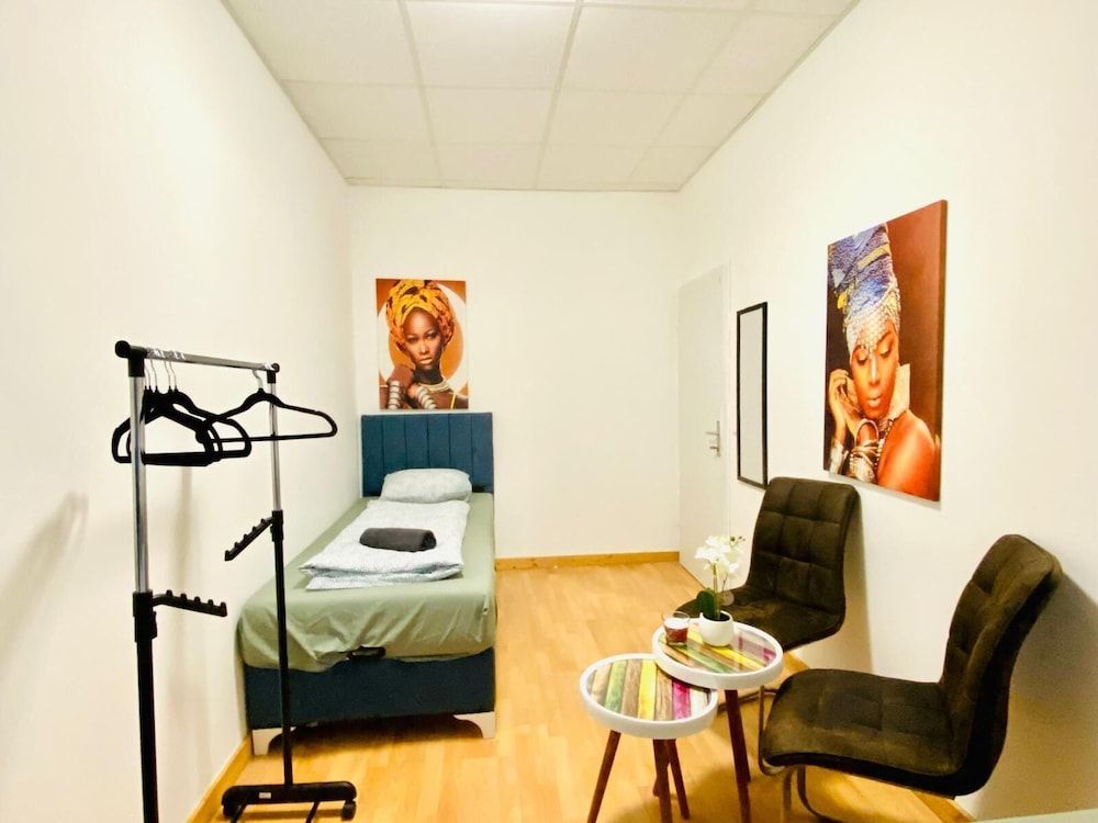 Sweet 3BR Apt in a Quiet Neighborhood 1