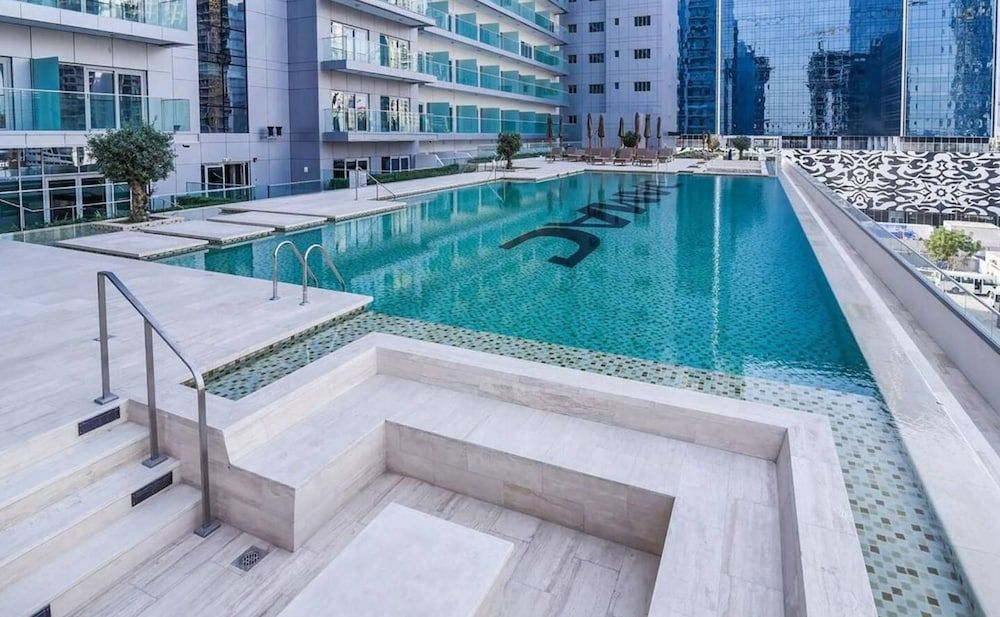 GLOBALSTAY DAMAC Majestine Apartments 1