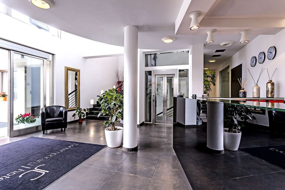 JC Hotel 2