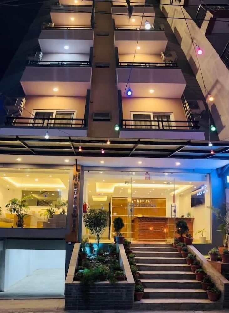 Hotel New Era 1