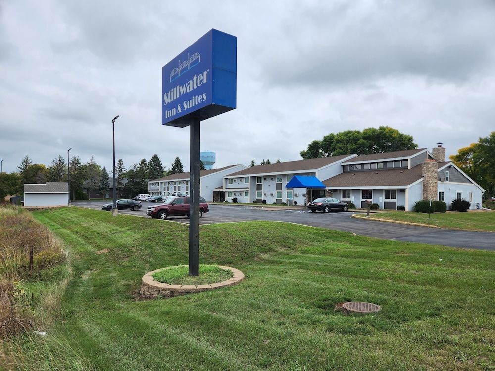 Stillwater Inn & Suites 1