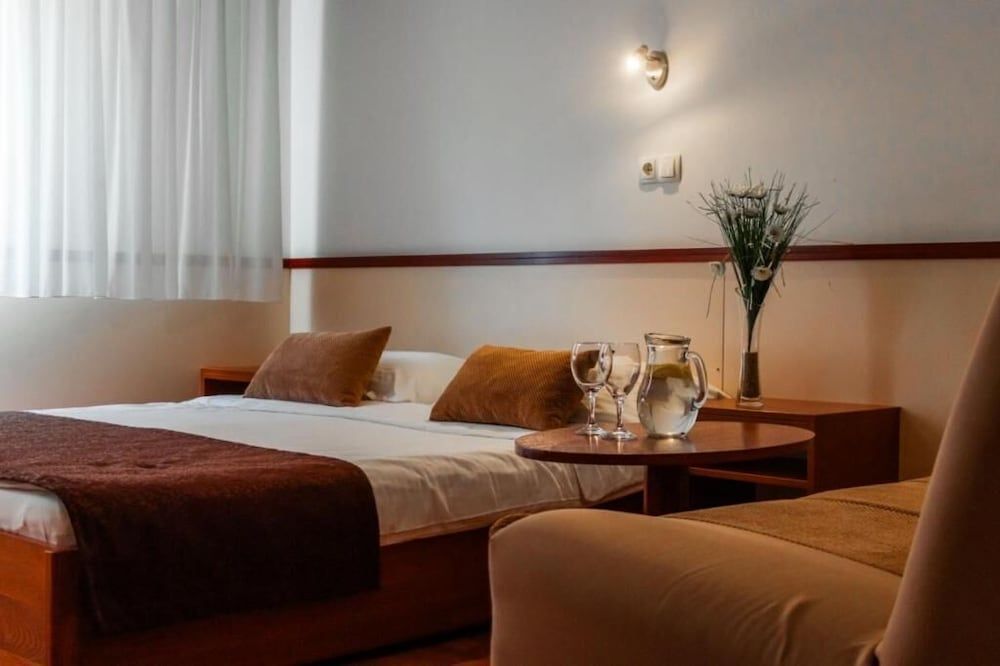 Hotel Saraj 2