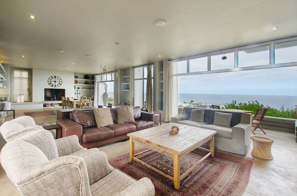 10 Elf Beach House 1