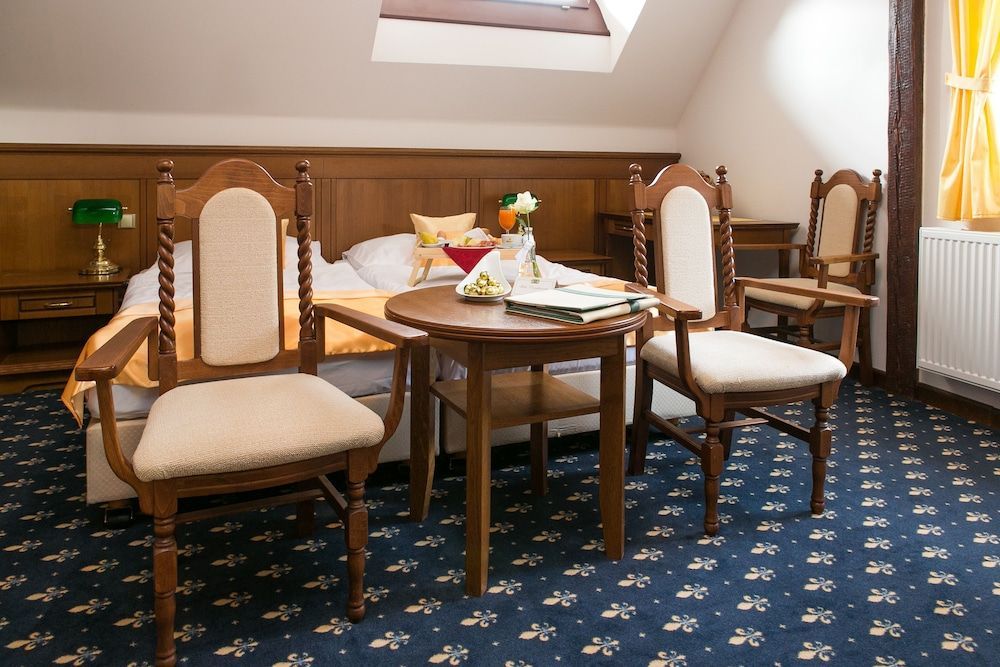LH Hotel Gold 2