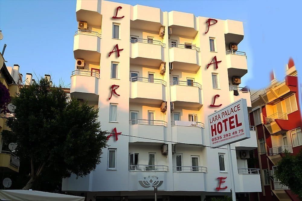 Lara Palace Hotel 1