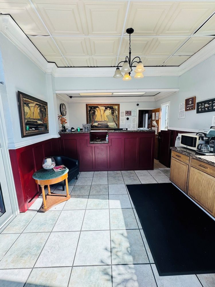 Executive Economy Lodge 1