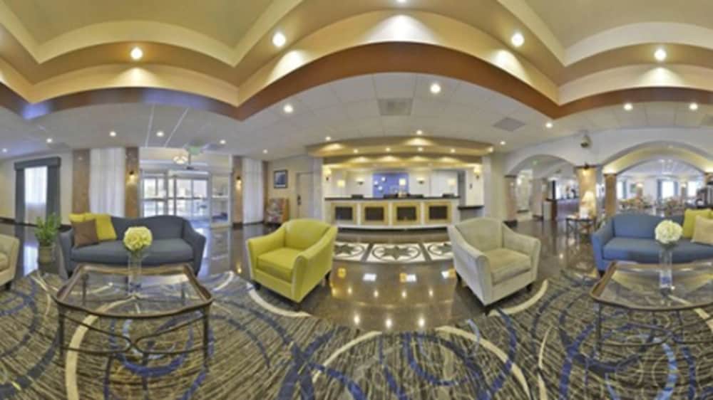 Holiday Inn Express & Suites TACOMA SOUTH - LAKEWOOD by IHG 2