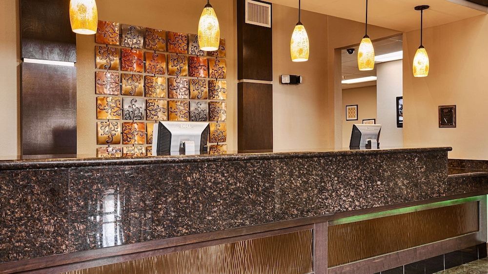 Best Western Inn & Suites - Lake Charles 2