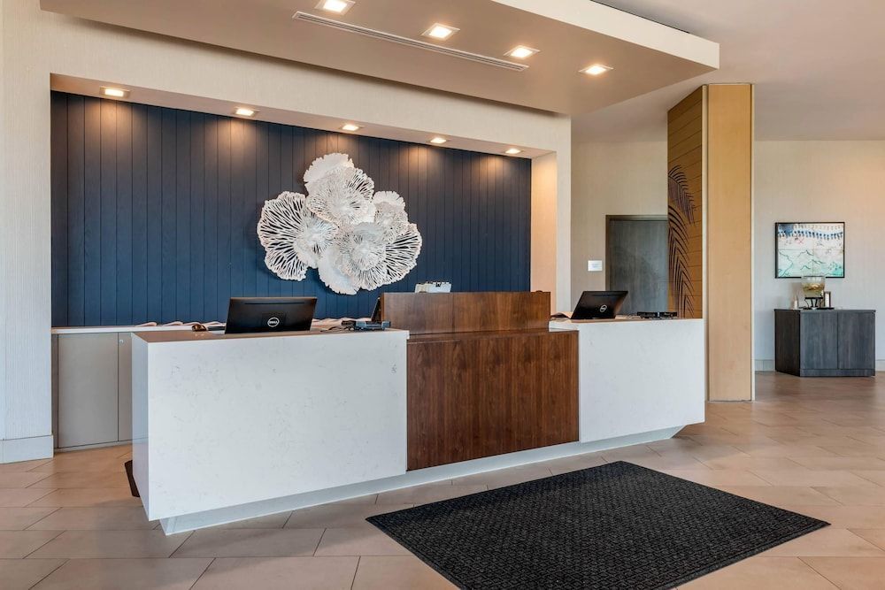 Cambria Hotel St Petersburg-Madeira Beach Marina 2