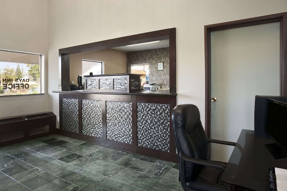 Days Inn by Wyndham Rocklin/Sacramento 2