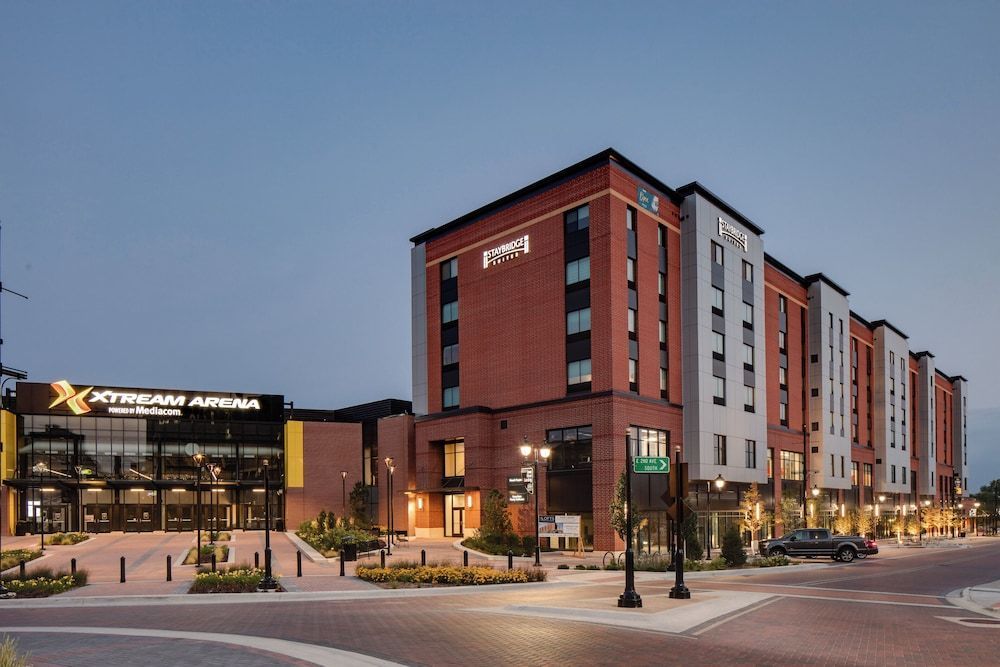 Staybridge Suites IOWA CITY - CORALVILLE by IHG 1
