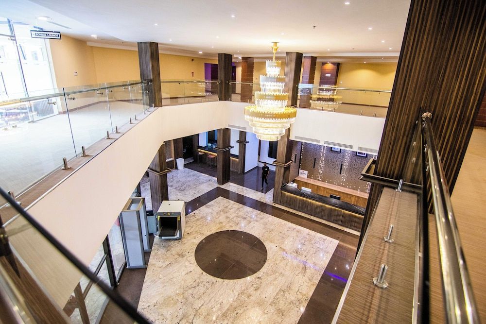 BON Hotel Octagon 2