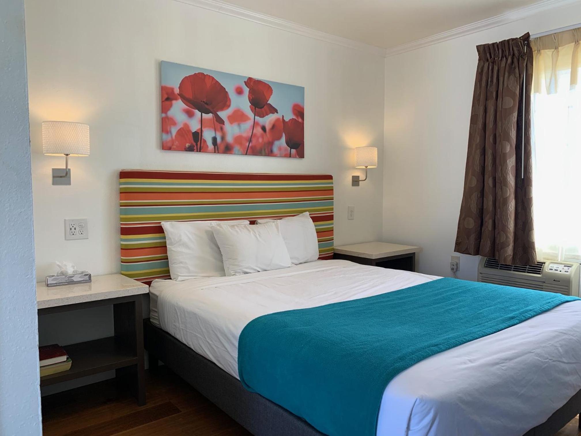 Sandyland Reef Inn 2