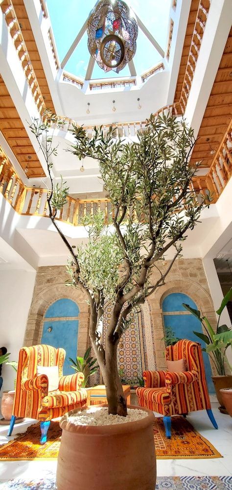 Riad Al Manara 2