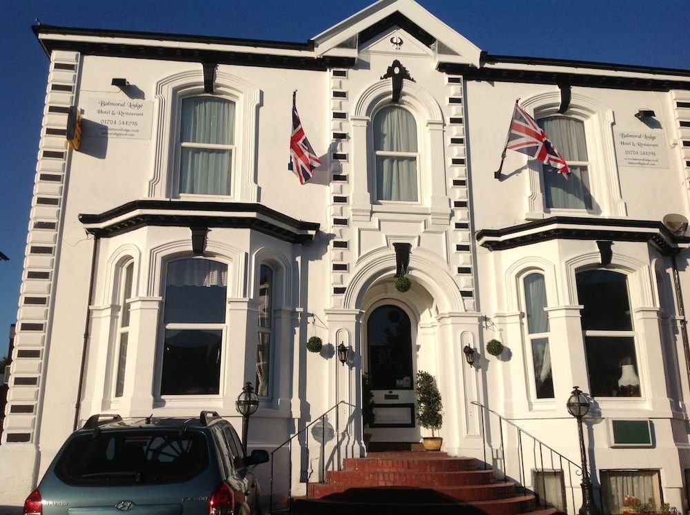 Balmoral Lodge Hotel 1