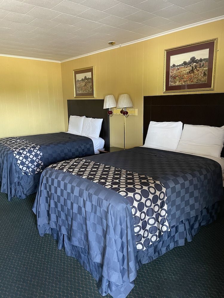 Budget Inn 1