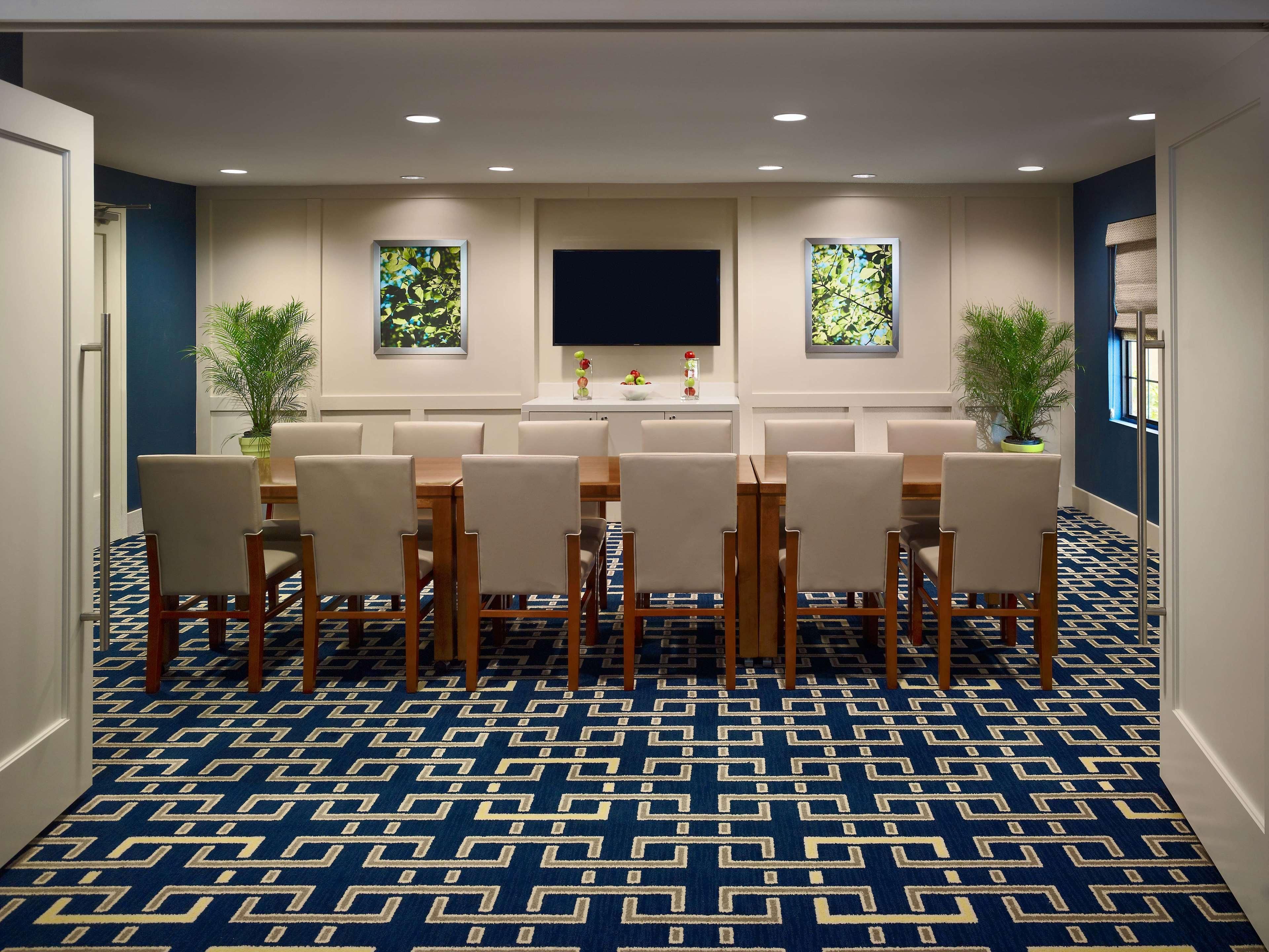 Sonesta ES Suites Charlotte Arrowood 1