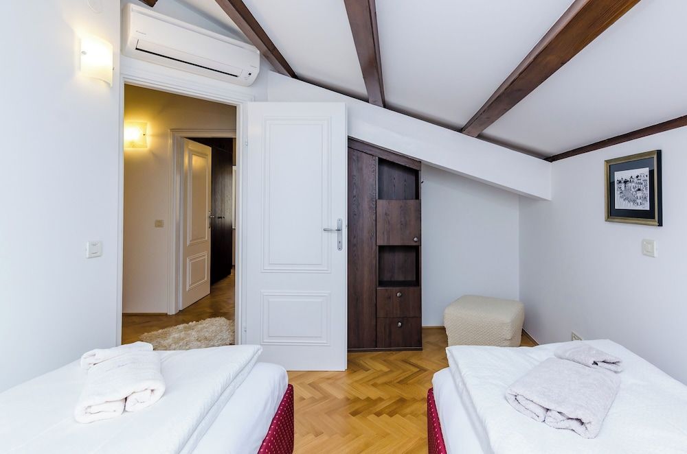 Apartment Maru Prestige 2