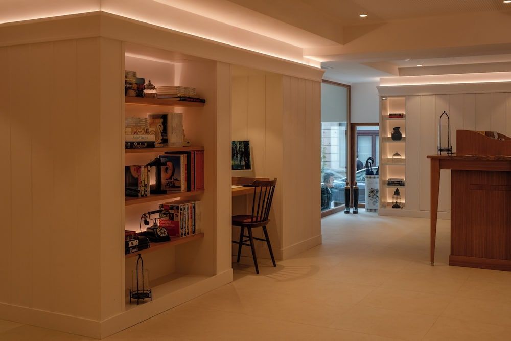 9Hotel Chelton 2