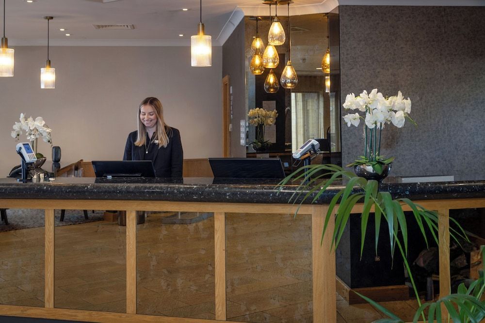 Hampshire Court Hotel & Spa 2