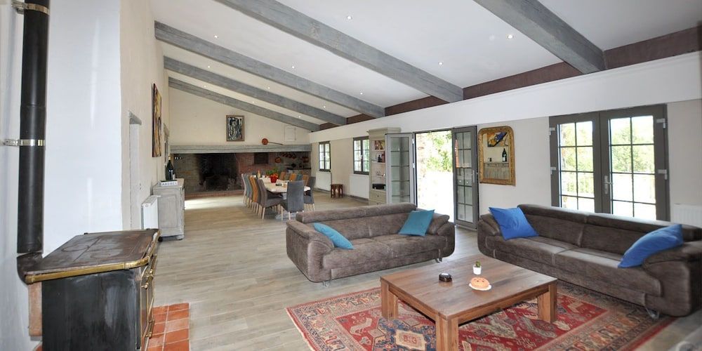 LE MAS DES COLOMBES Chambres d'hôtes B&B & SPA 2
