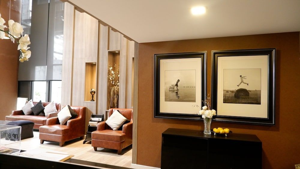 18 Residence 2
