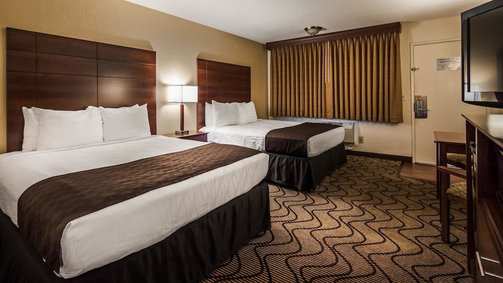 Best Western Heritage Inn 1