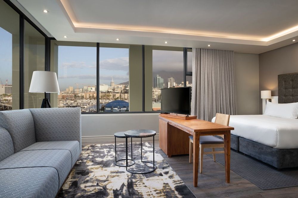 Protea Hotel by Marriott Cape Town Waterfront Breakwater Lodge 1