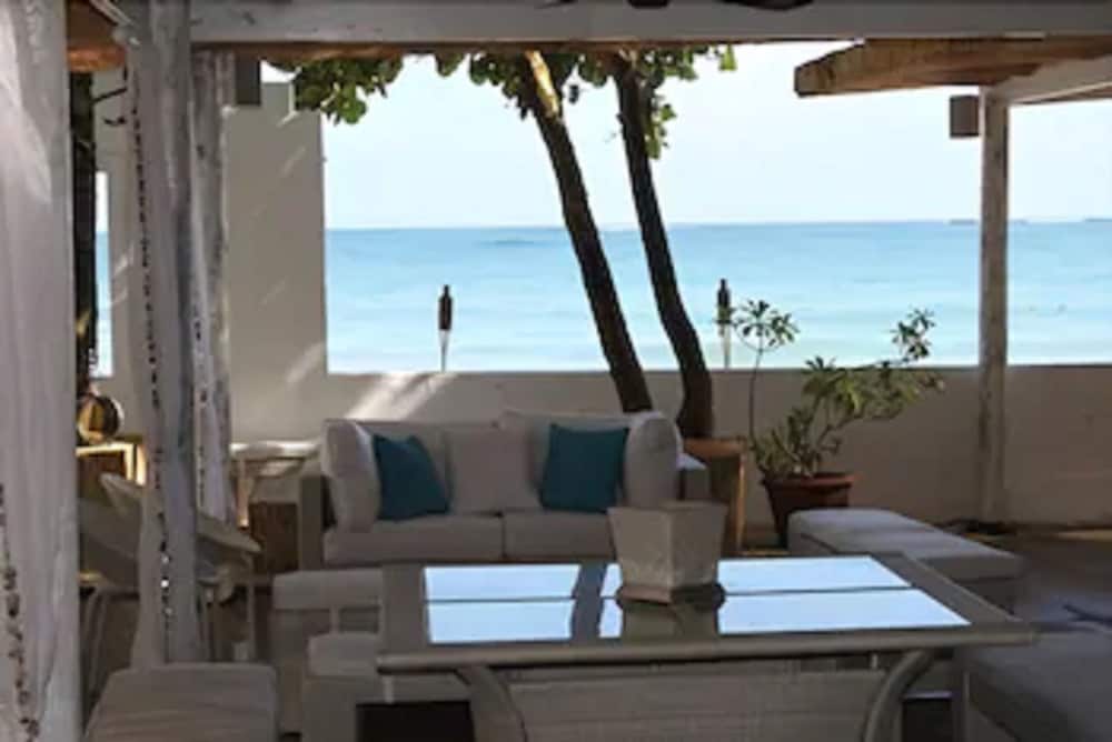 Hosteria del Mar 1