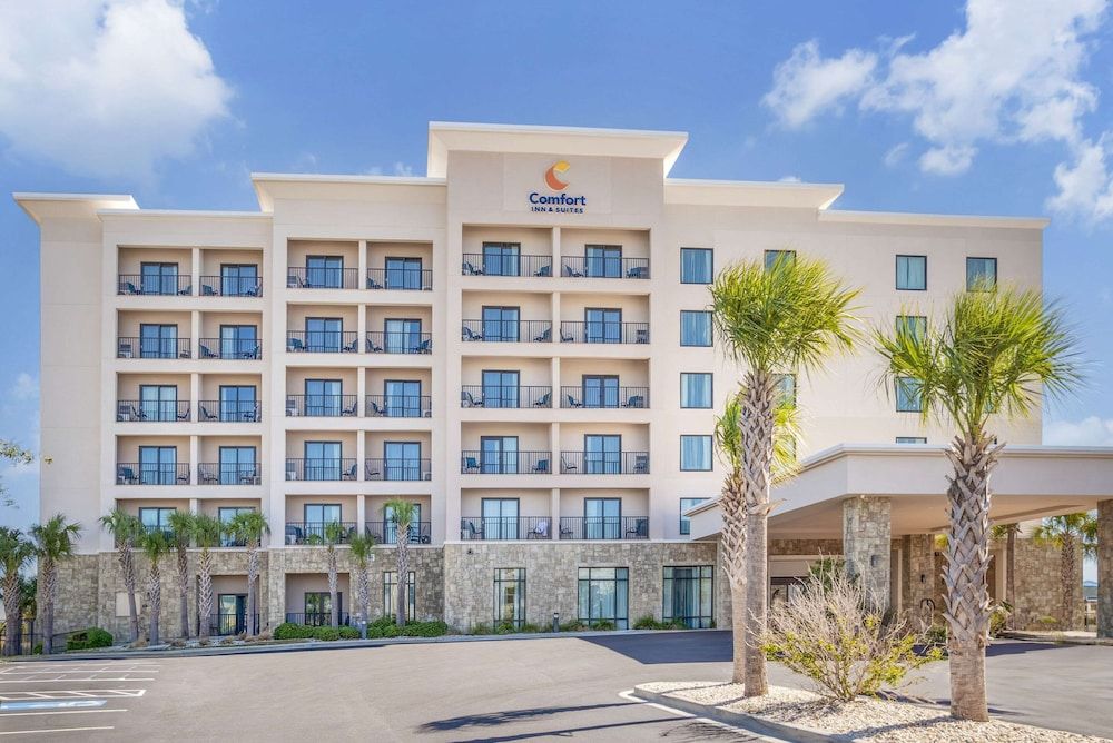 Comfort Inn & Suites Gulf Shores East Beach near Gulf State Park 1