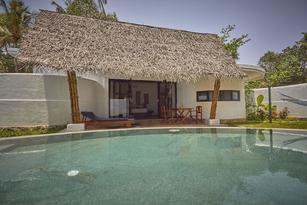 Xandari Pearl Beach Resort 1
