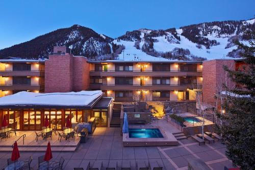 Aspen Square Condominium Hotel 1