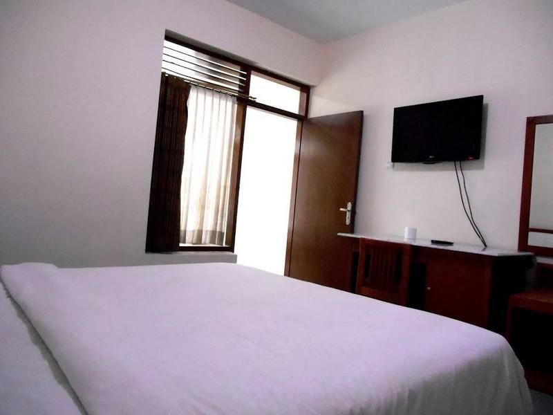 Frances Hotel 2