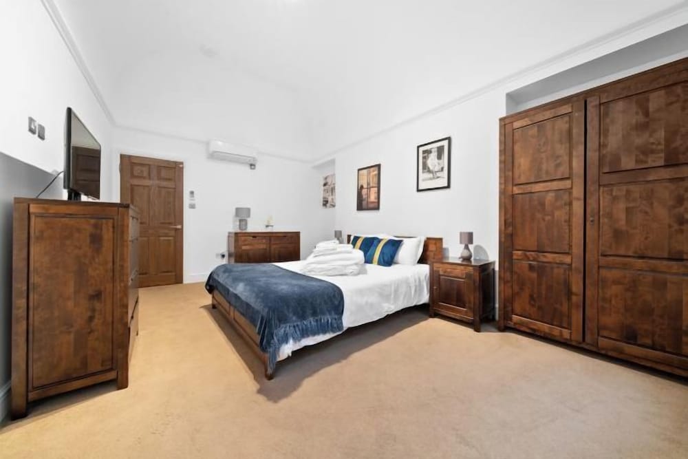 Apartment 2, 48 Bishopsgate by City Living London 1