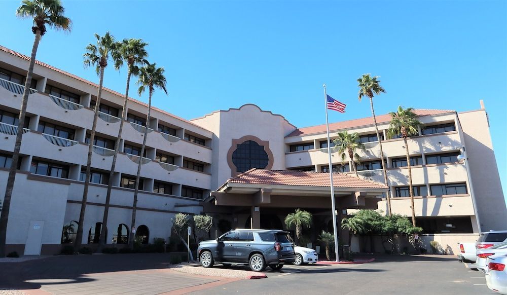 GreenTree Hotel Phoenix West 1