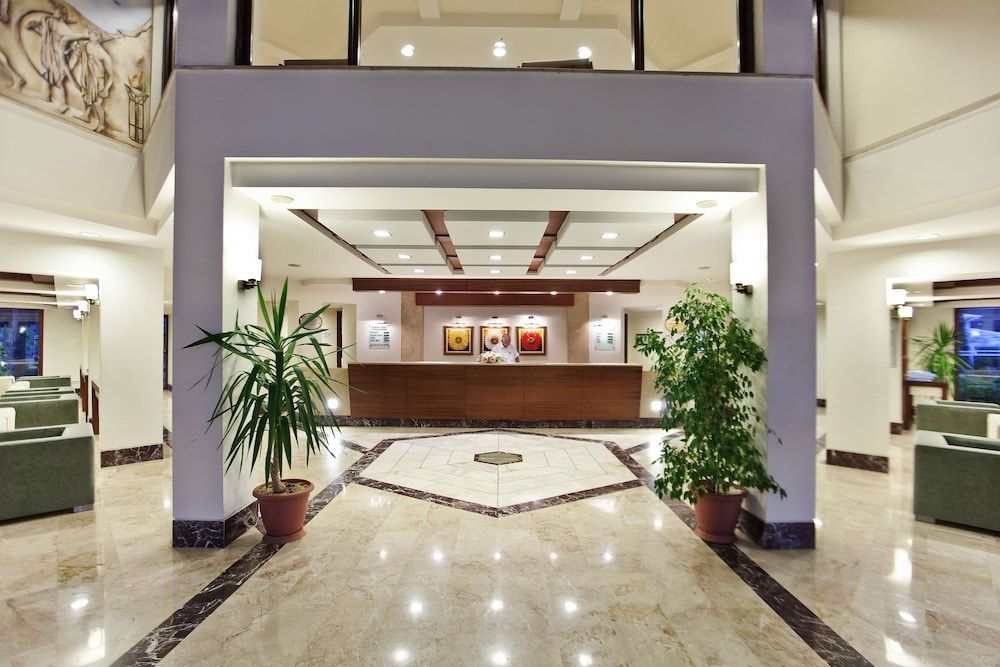 Champion Holiday Village 1