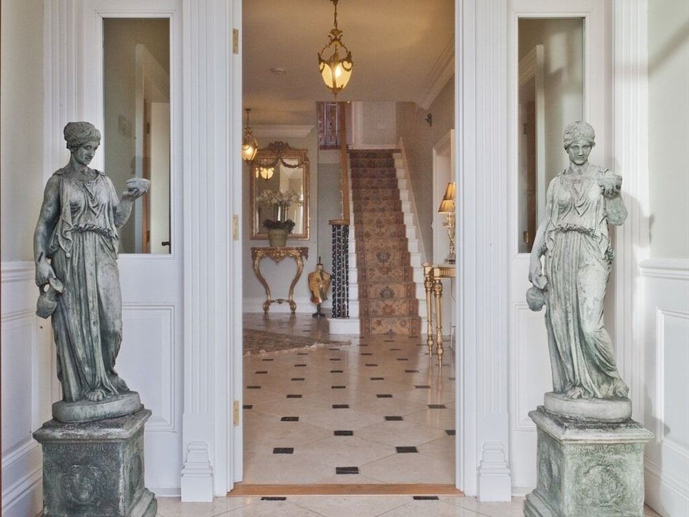 West Longridge Manor B&B 2