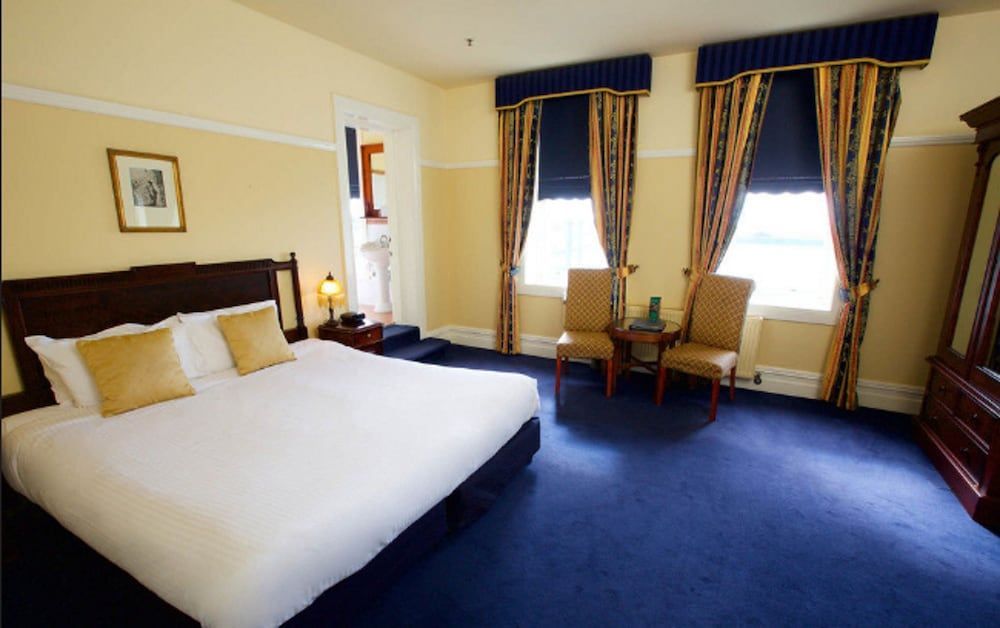 Carrington Hotel 2