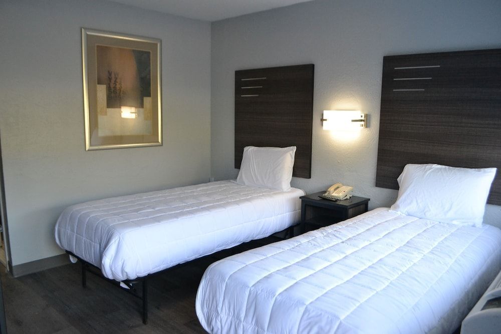 Noble Suites Jacksonville 1