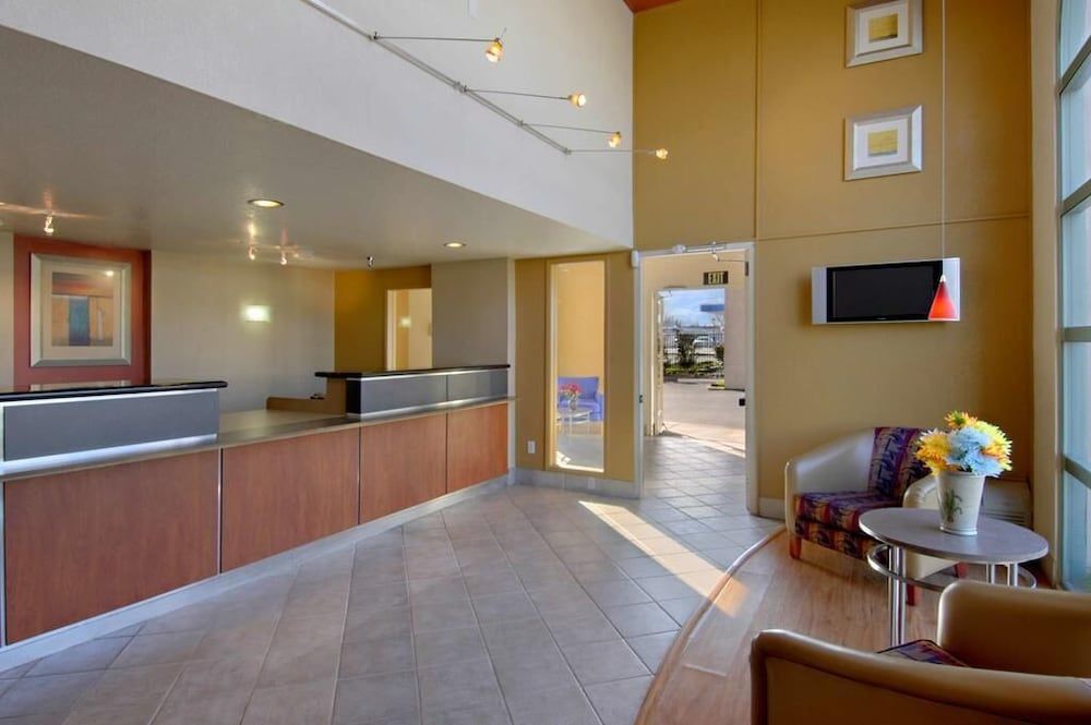 California Inn and Suites, Rancho Cordova 2