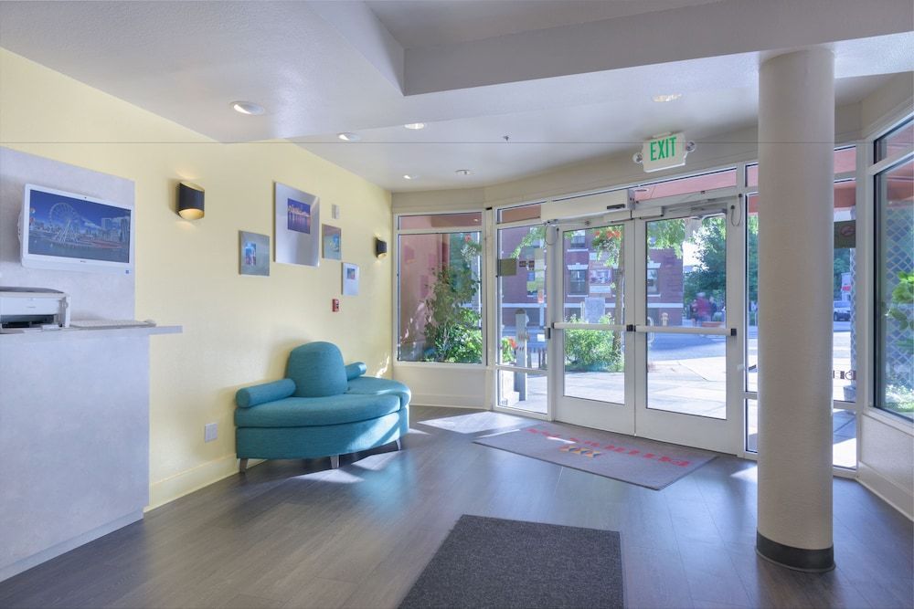 Belltown Inn 2