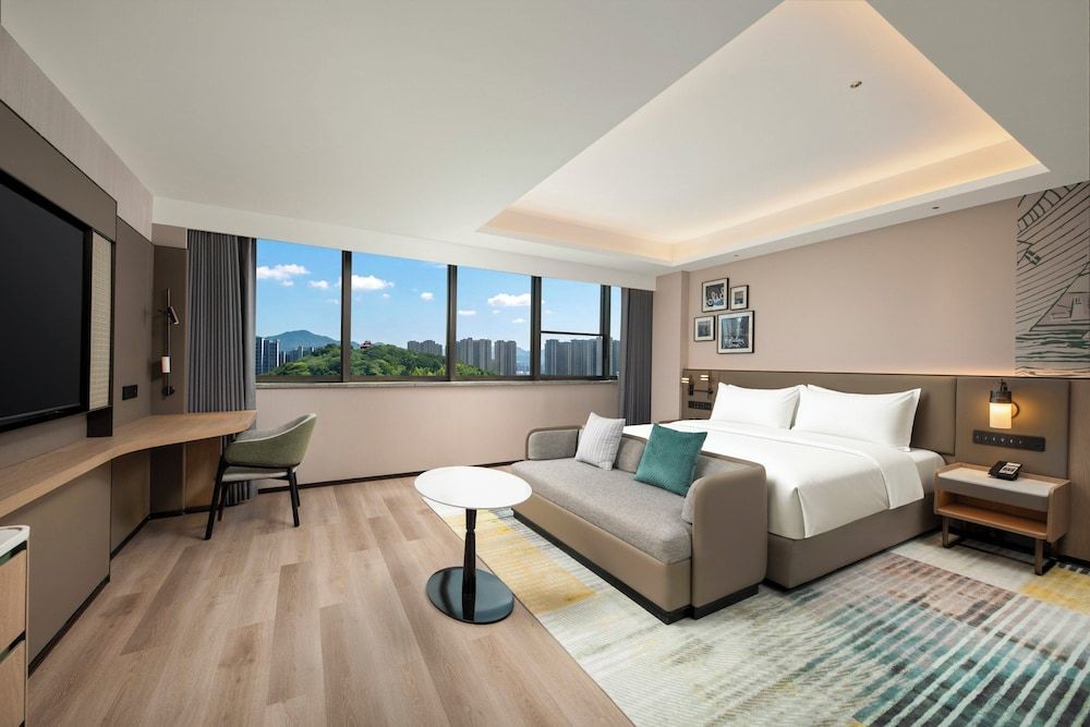 Holiday Inn Ningbo Beilun by IHG 2