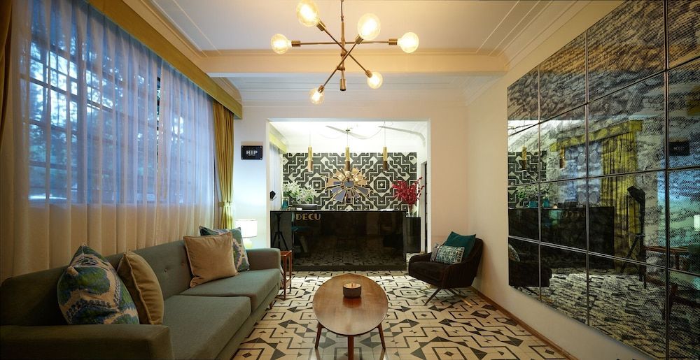 Casa Decu 2